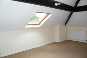 2 bedroom Flat to re...