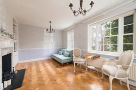 3 bedroom Maisonette...