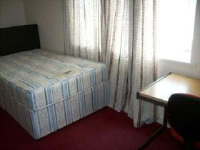 3 bedroom Property t...