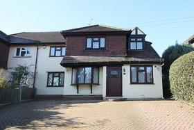 5 bedroom Property f...