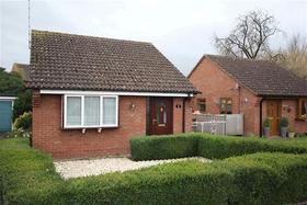 2 bedroom Detached f...