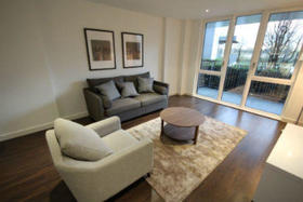 3 bedroom Flat to re...