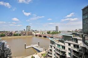 2 bedroom Flat to re...