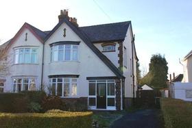 3 bedroom Property f...