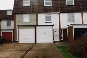 1 bedroom Property t...