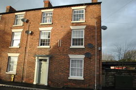 2 bedroom Flat to re...