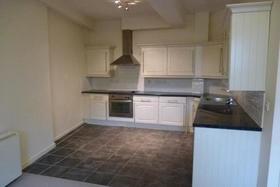 2 bedroom Flat to re...