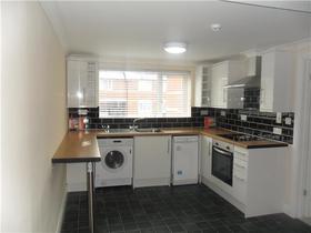 1 bedroom Flat to re...