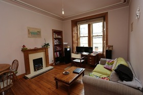 2 bedroom Flat to re...