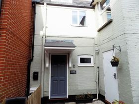 2 bedroom Flat to re...