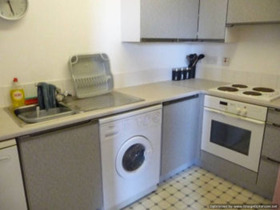 1 bedroom Flat to re...