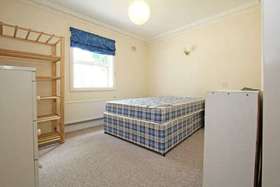 2 bedroom Flat to re...