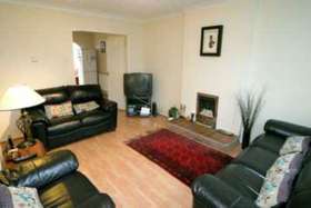 4 bedroom Detached t...