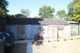 3 bedroom Cottage to...