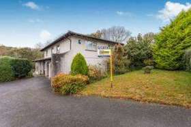 5 bedroom Detached f...