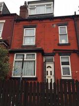 2 bedroom Property f...