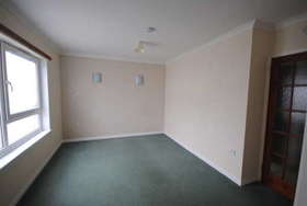 3 bedroom End of Ter...