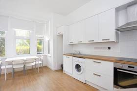 1 bedroom Flat to re...