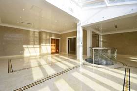 6 bedroom Detached t...