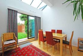 4 bedroom Detached t...