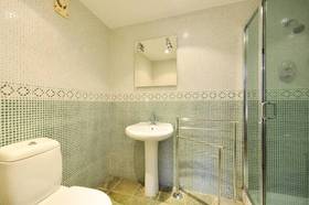 3 bedroom Flat for s...