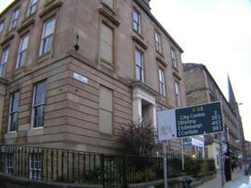 5 bedroom Flat to re...