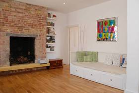 2 bedroom Flat for s...