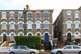 1 bedroom Flat to re...