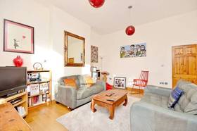 3 bedroom Flat to re...