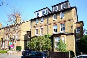 2 bedroom Flat to re...