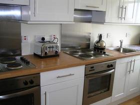 6 bedroom Flat to re...