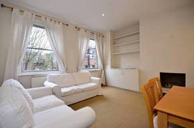 2 bedroom Flat to re...