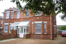2 bedroom Ground Fla...