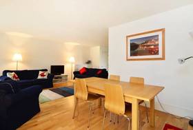 2 bedroom Flat to re...