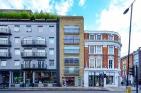 2 bedroom Flat for s...