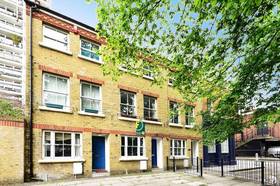 2 bedroom Detached t...