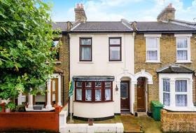 3 bedroom Detached f...