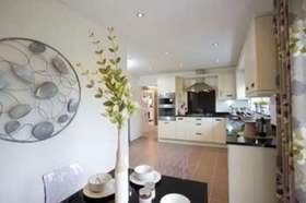 4 bedroom Detached f...