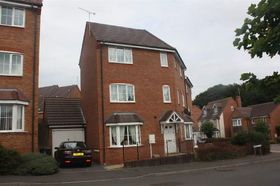 5 bedroom Semi-Detac...