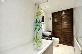 2 bedroom Flat for s...