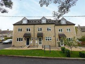 4 bedroom Detached t...