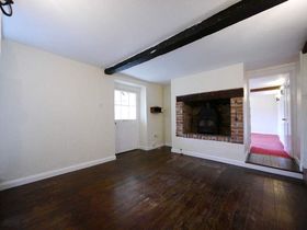 3 bedroom Cottage to...