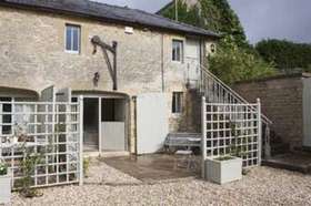 2 bedroom Cottage to...