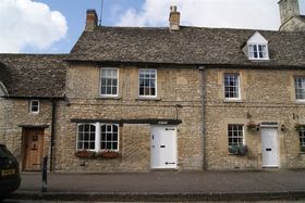 2 bedroom Detached t...