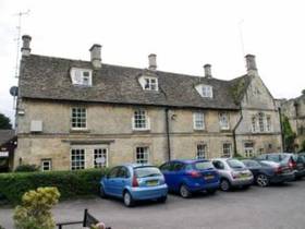 1 bedroom Property f...
