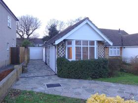 2 bedroom Bungalow f...