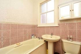 3 bedroom Maisonette...