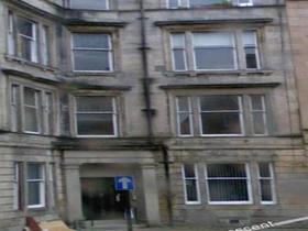 3 bedroom Flat to re...