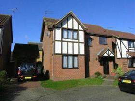 3 bedroom Property t...