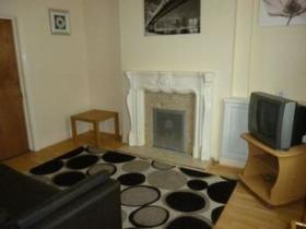 1 bedroom Flat to re...